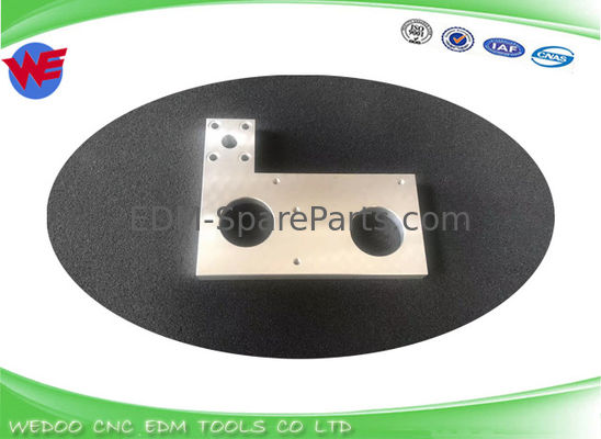 SS 材料 DWC ファヌックワイヤ EDM 磨き部品 A290-8119-X384 軸承プレート 135*108MM
