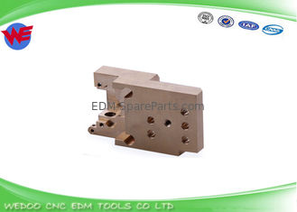 X182B995H01 X187B621H01 三菱 M606 より低い EDM はガイドのホールダーの長い寿命を死にます