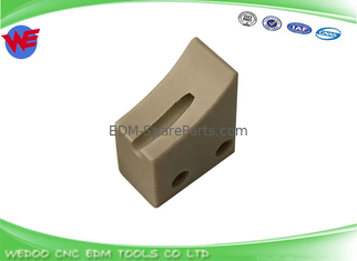 FANUC A290-8119-X628 ワイヤーガイドベース セラミック 14*18*8 カバー F Alpha-1iE