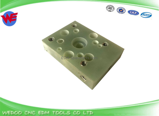 下の隔離板 A290-8119-Z764 下のジェットブロック Fanuc EDM部品 56x40x13