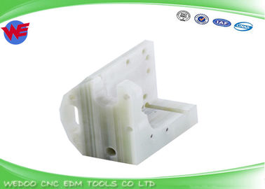 A290-8110-Y761 A290-8110-Z761 Fanuc F310 隔離板 下のガイドベース a-C