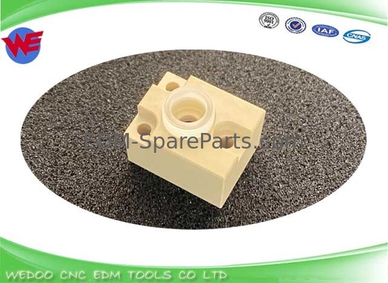 パイプブロック A290-8112-X689 パイプベース Fanuc 0iB 26 X 20 X 17mm