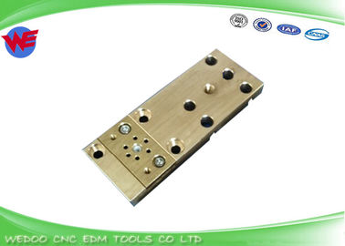 DCH9400 EDM 部品 X055C630G54 下部ダイホルダー 三菱 DBG4900 X262D527H01