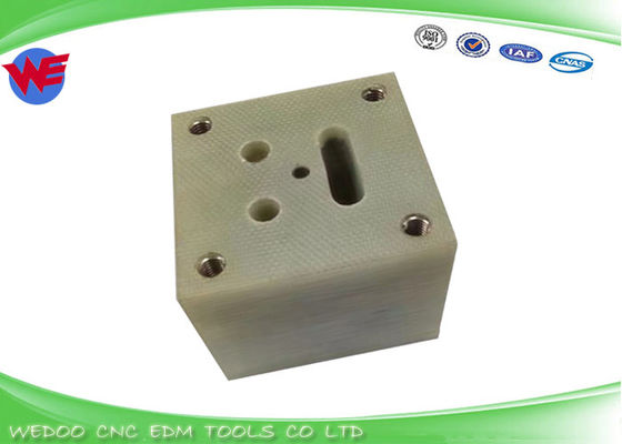 A290-8101-X509 上部隔離板 Fanuc EDMパーツ A-Cシリーズ 40*40*34 ガイドベース